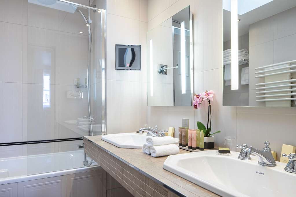 bradford elysees astotel