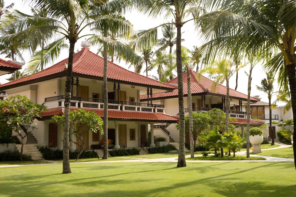 holiday inn resort baruna bali by ihg