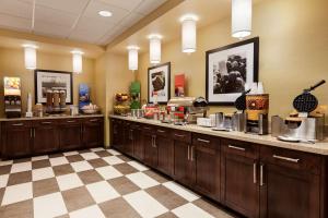 Hampton Inn & Suites Portland/Hillsboro-Evergreen Park,,3 star