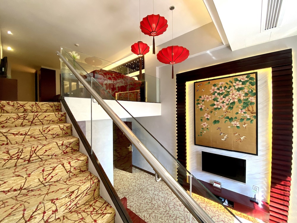metropole hotel