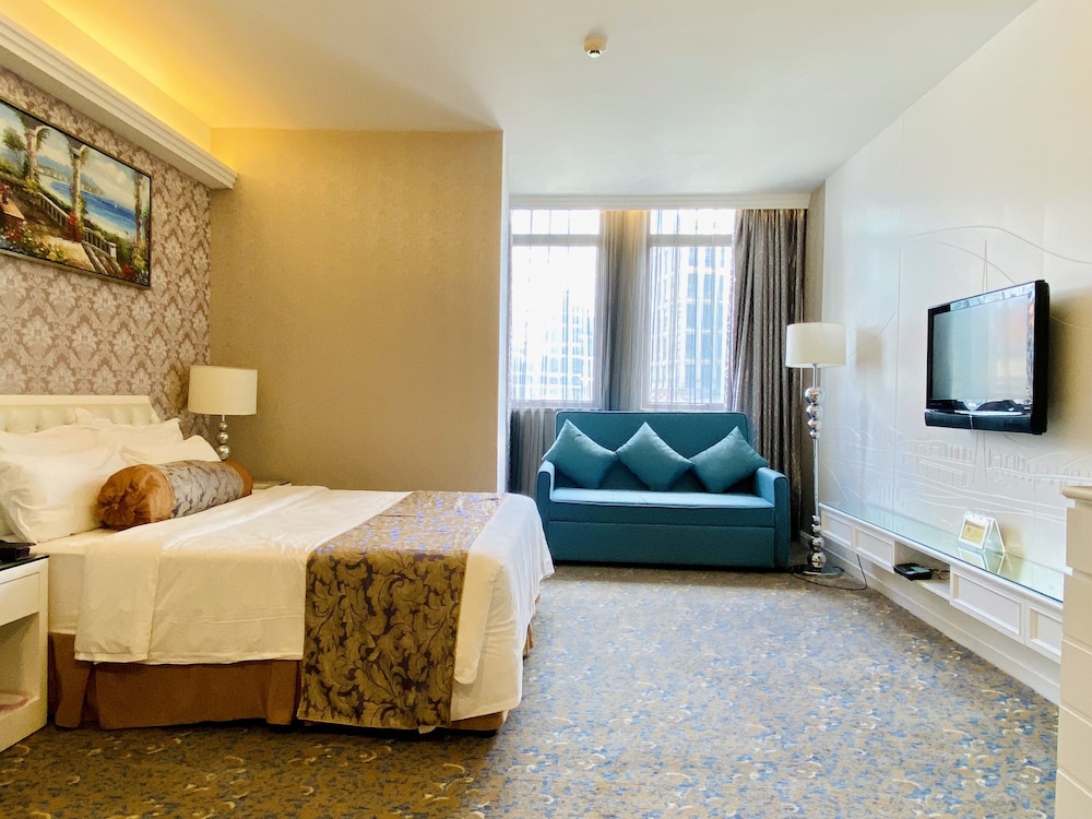 metropole hotel