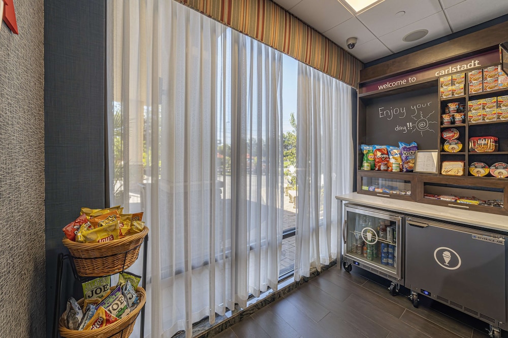 hampton inn carlstadt at the meadowlands