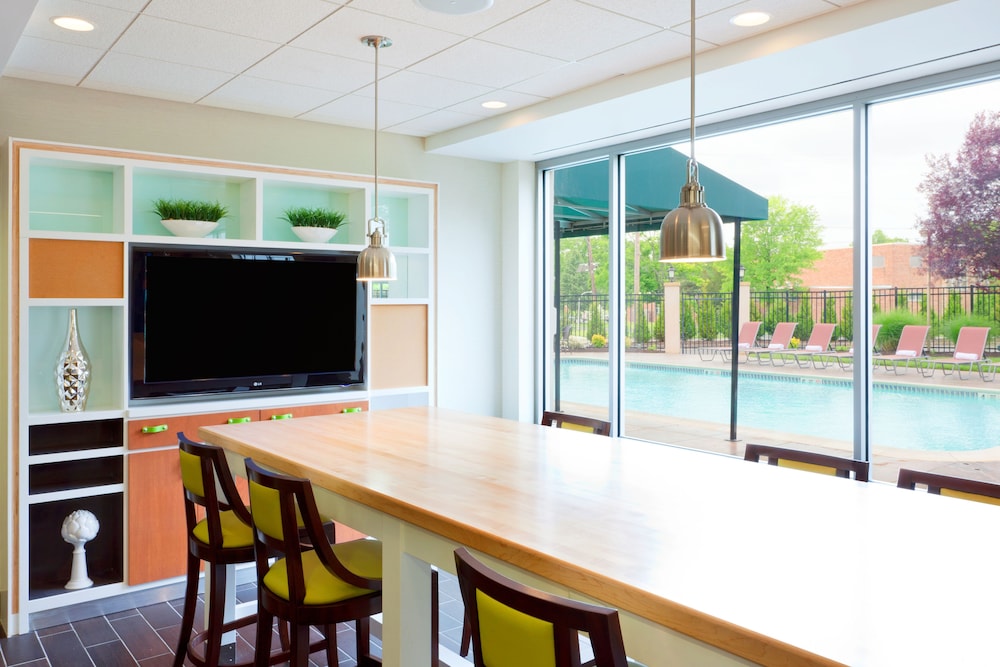 holiday inn clark newark area by ihg