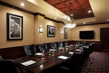 holiday inn clark newark area by ihg