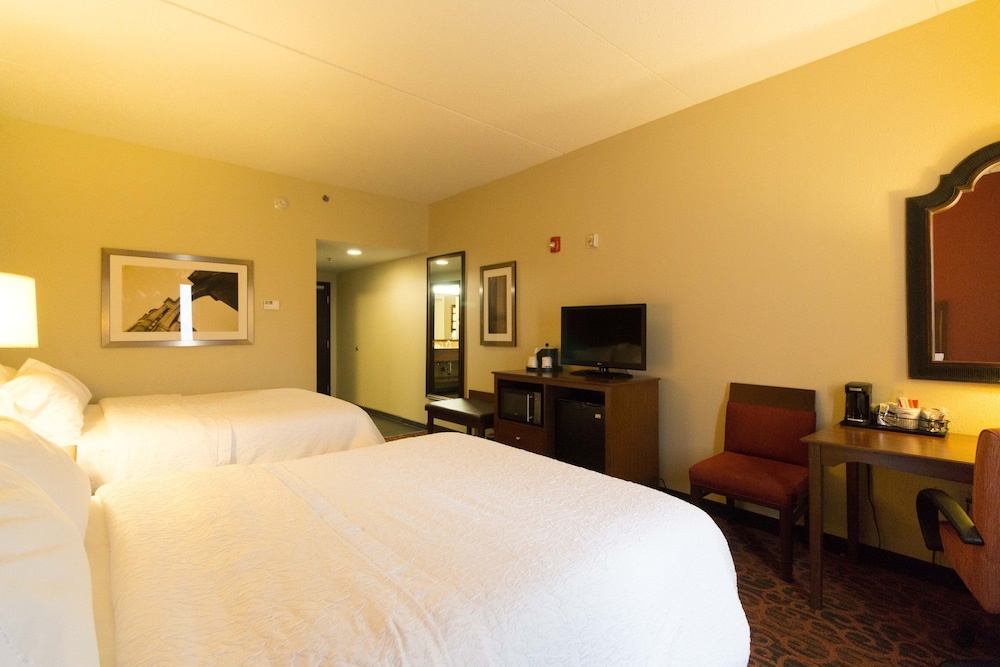 hampton inn columbus south