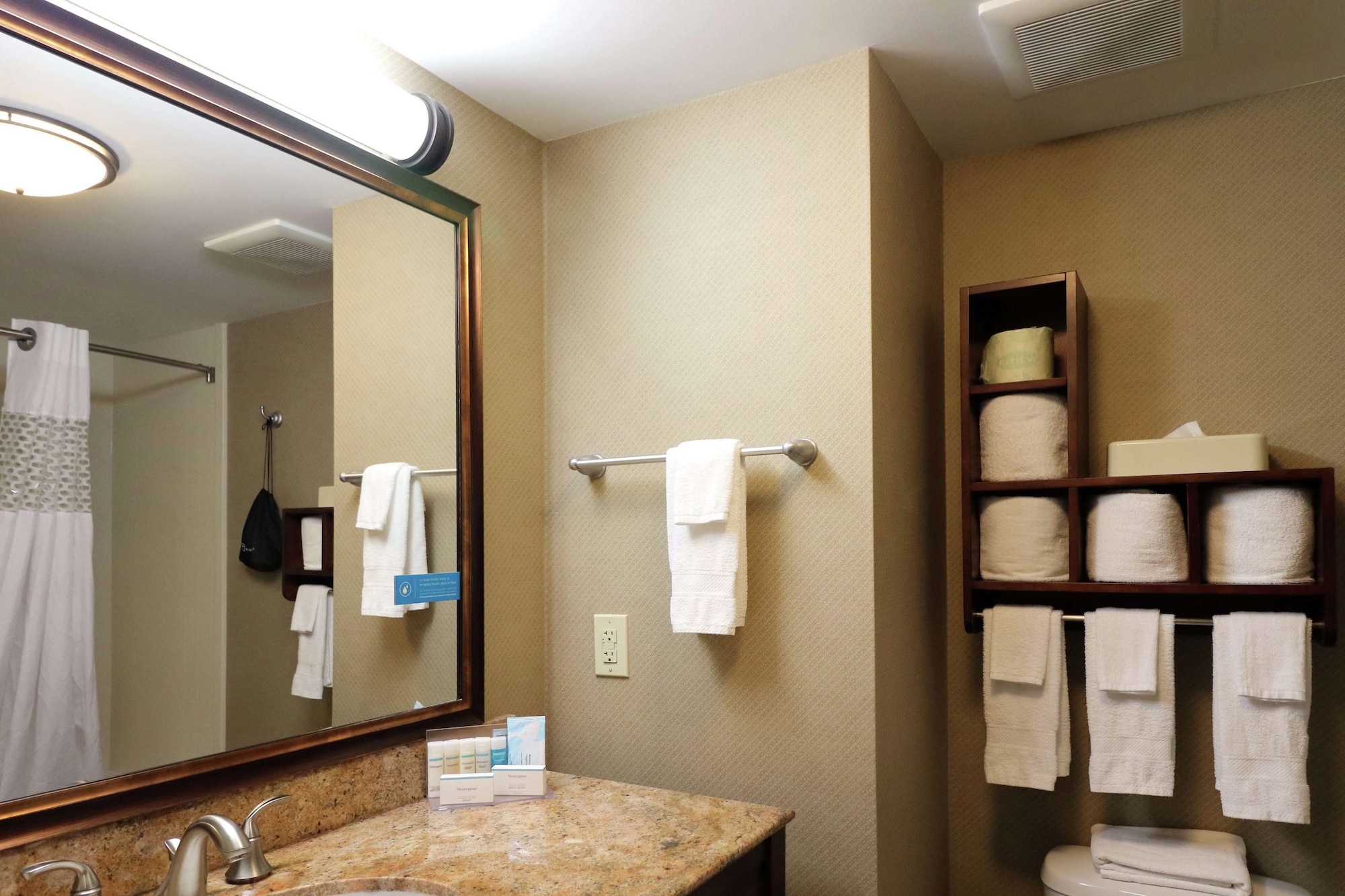 hampton inn columbus south