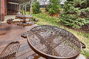 livinn hotel cincinnati sharonville convention center