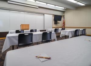 Livinn Hotel Cincinnati / Sharonville Convention Center,Glendale>>Cincinnati,3 star