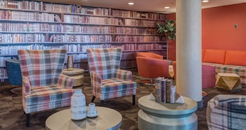 livinn hotel cincinnati sharonville convention center