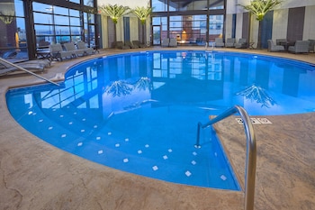 livinn hotel cincinnati sharonville convention center