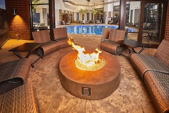 livinn hotel cincinnati sharonville convention center