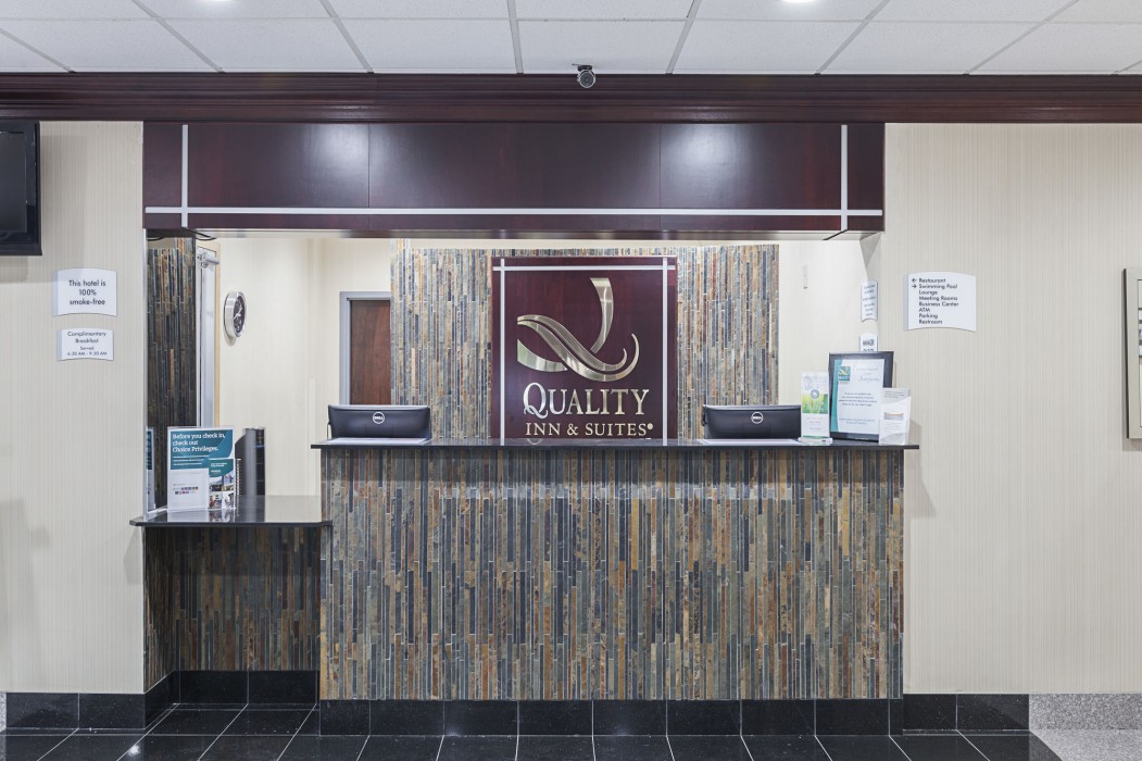 quality inn and suites cincinnati downtown