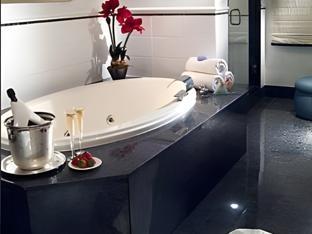 the cincinnatian hotel curio collection by hilton