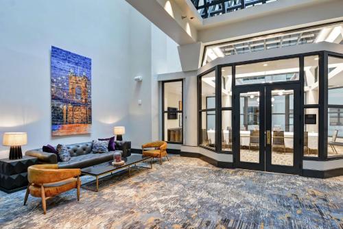 the cincinnatian hotel curio collection by hilton