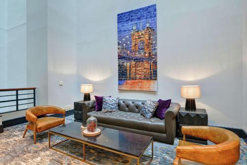 the cincinnatian hotel curio collection by hilton