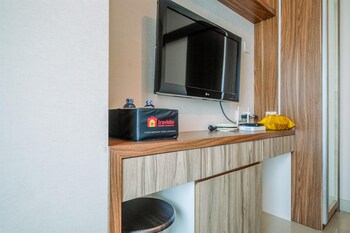 Comfy Design Studio At Grand Kamala Lagoon Apartment,,0 star