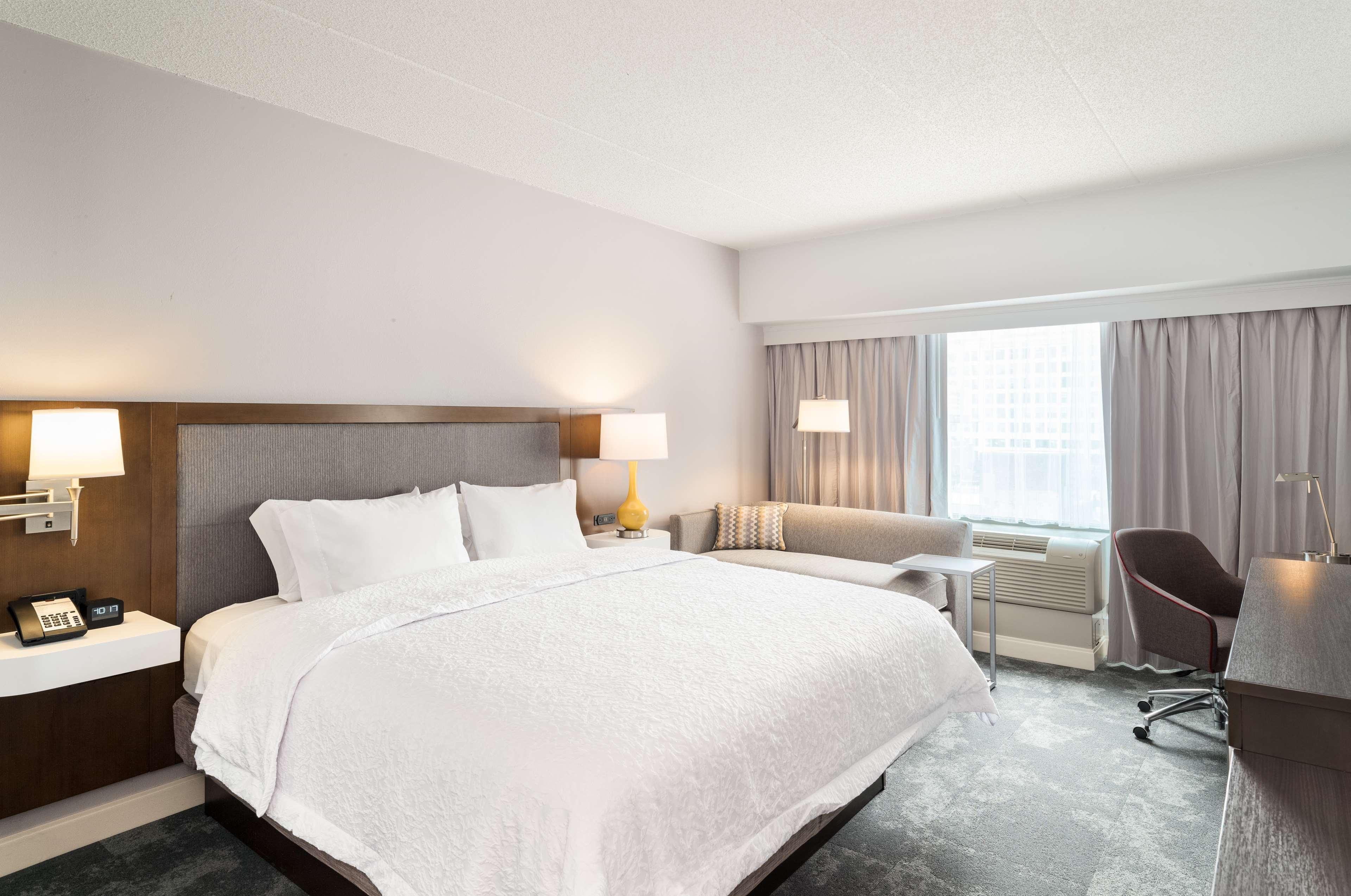 hampton inn philadelphia center city convention center