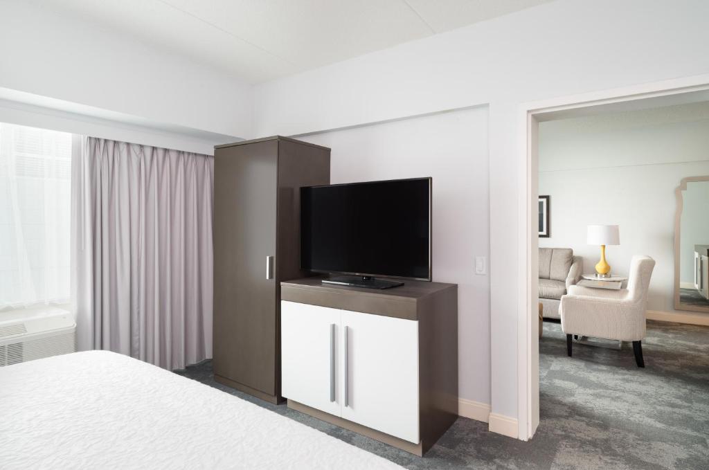 hampton inn philadelphia center city convention center