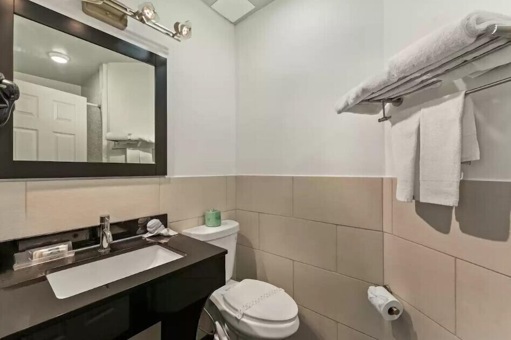 quality inn center city