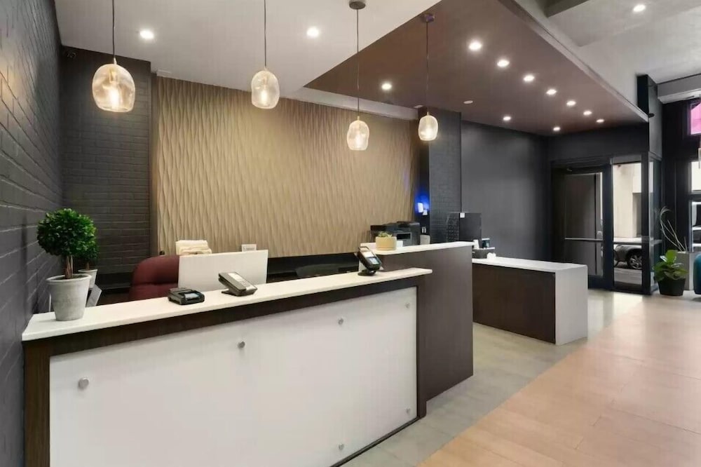 quality inn center city