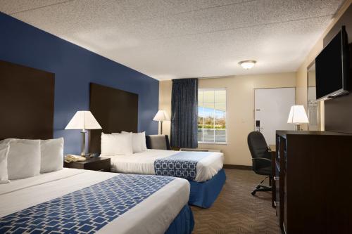 days inn and suites by wyndham cherry hill philadelphia