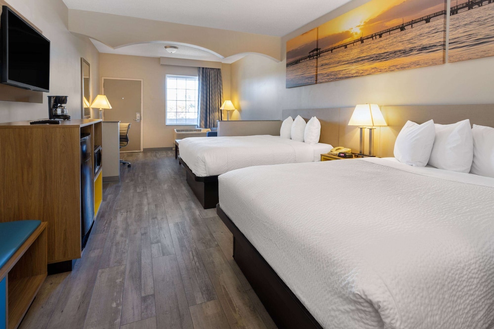days inn and suites by wyndham cherry hill philadelphia
