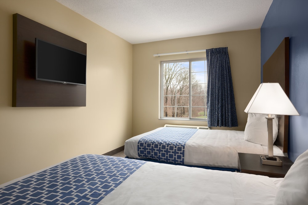days inn and suites by wyndham cherry hill philadelphia