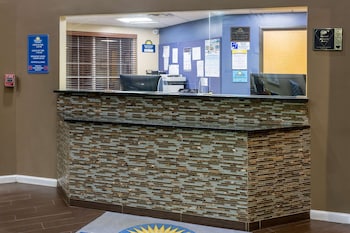Days Inn & Suites By Wyndham Cherry Hill - Philadelphia,Cherry Hill>>Camden,2 star