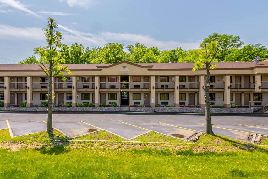 econo lodge mt laurel