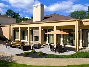 courtyard philadelphia valley forge king of prussia