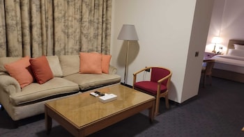 hotel napoleon beirut