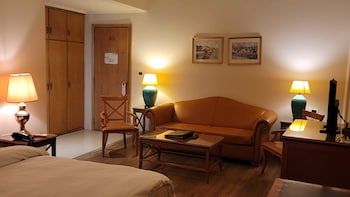 hotel napoleon beirut