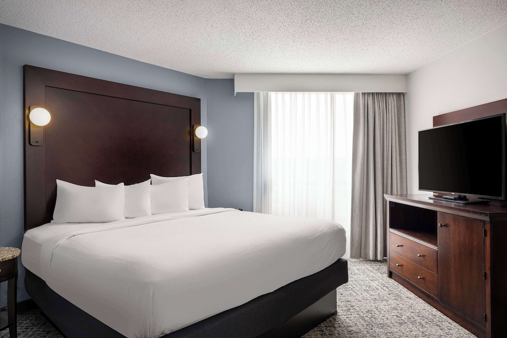 embassy suites hotel birmingham