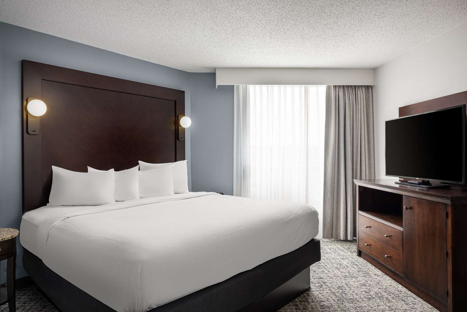 embassy suites hotel birmingham