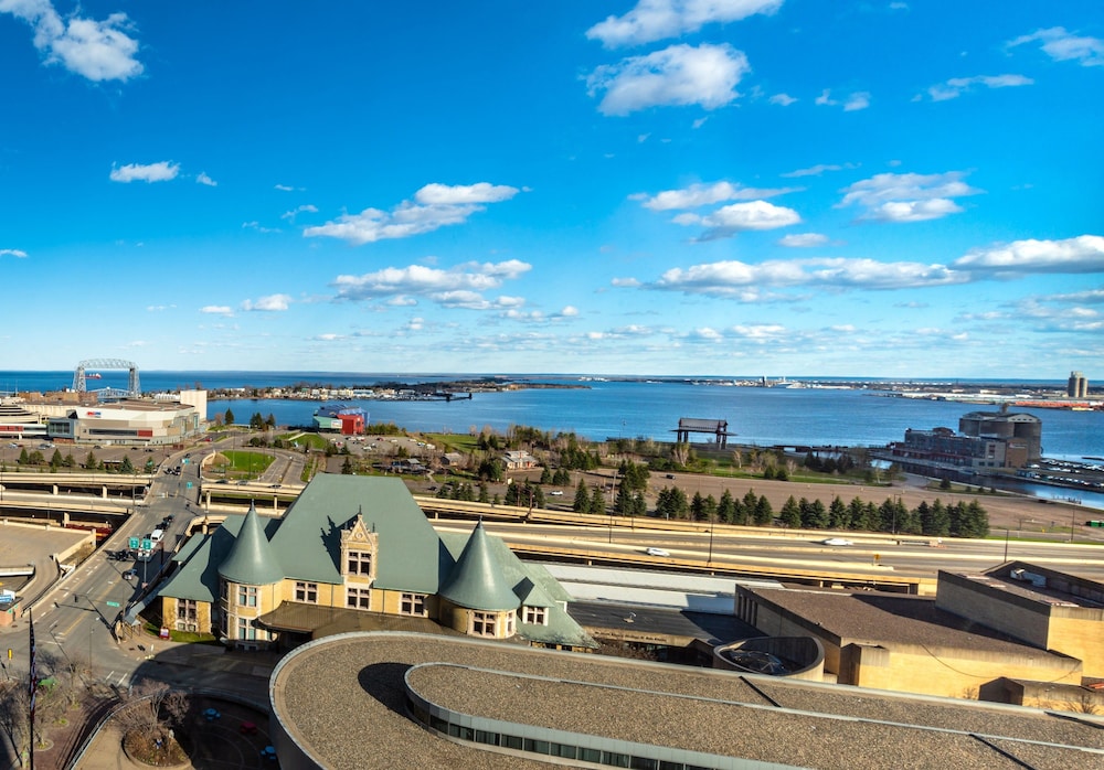 radisson hotel duluth harborview