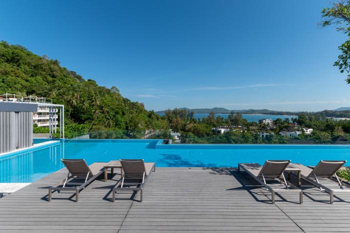 aristo 2 beach front by holy cow 319