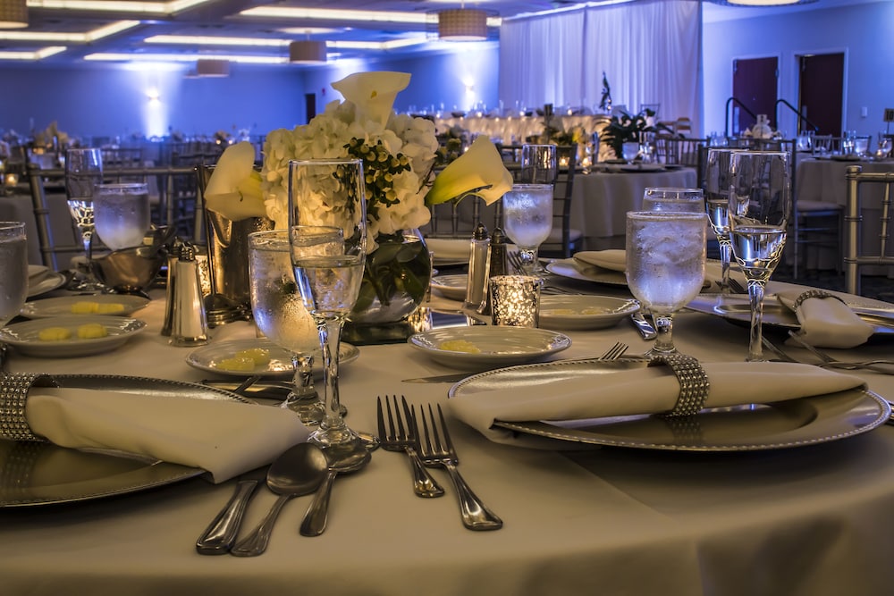 crowne plaza suites pittsburgh south by ihg