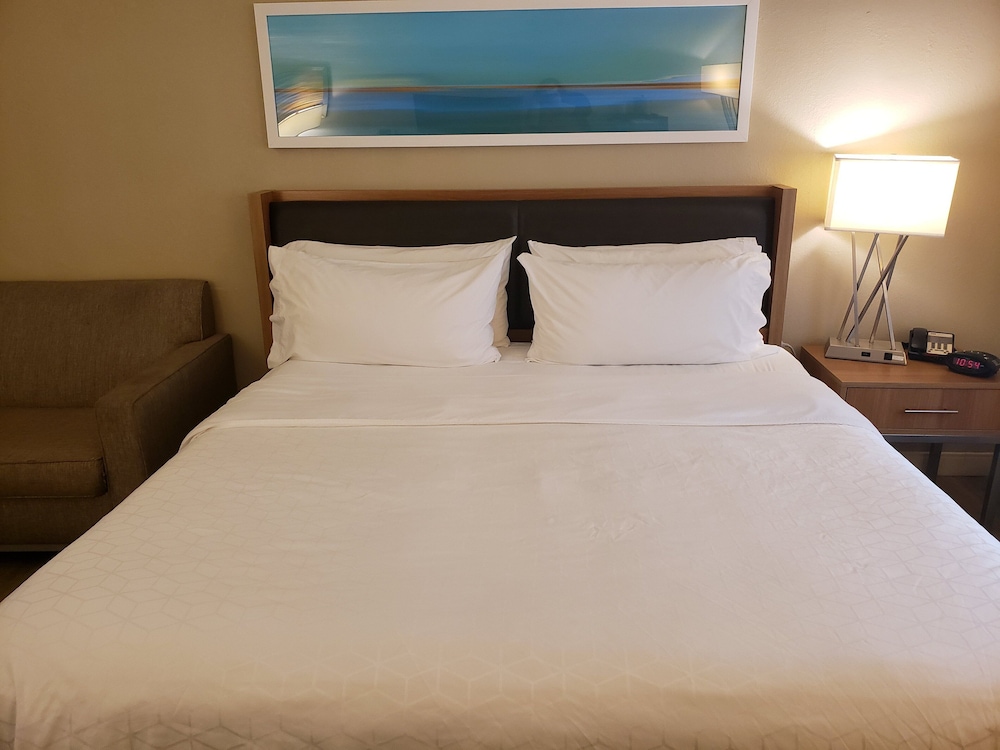 holiday inn express pittsburgh north by ihg