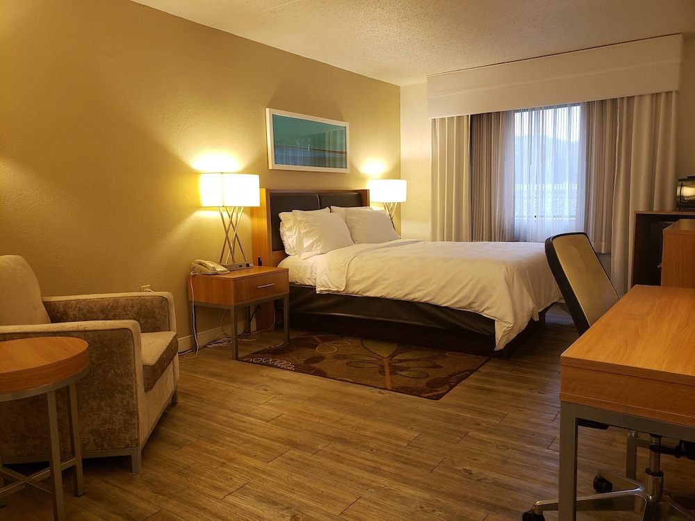 holiday inn express pittsburgh north by ihg