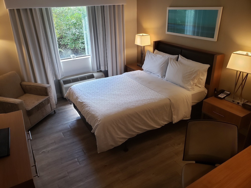 holiday inn express pittsburgh north by ihg