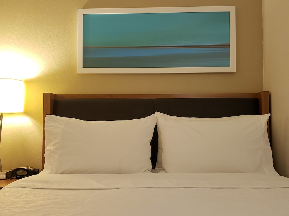 holiday inn express pittsburgh north by ihg