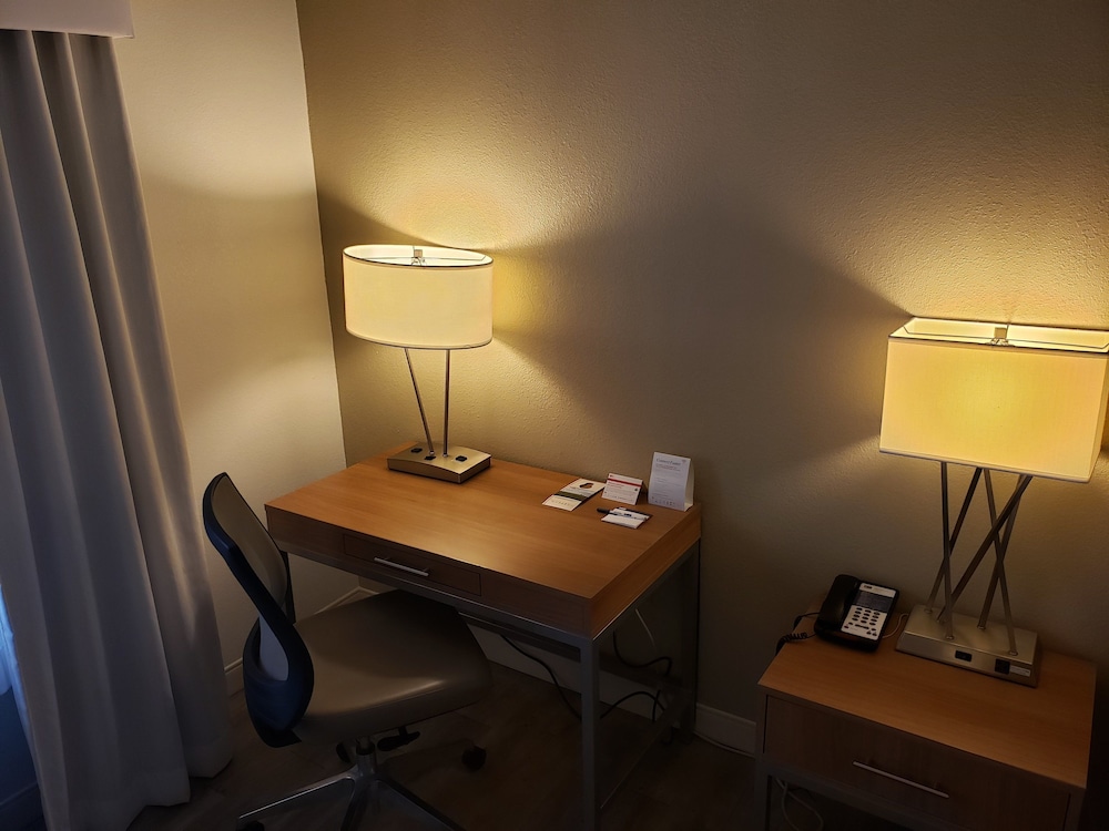 holiday inn express pittsburgh north by ihg