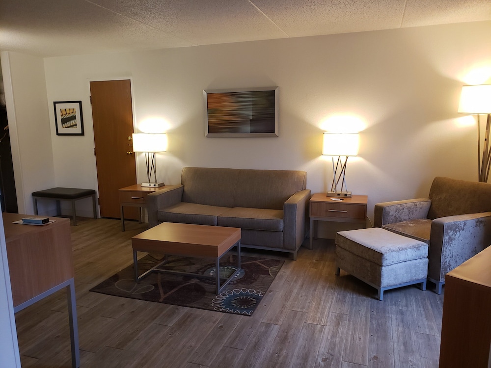 holiday inn express pittsburgh north by ihg