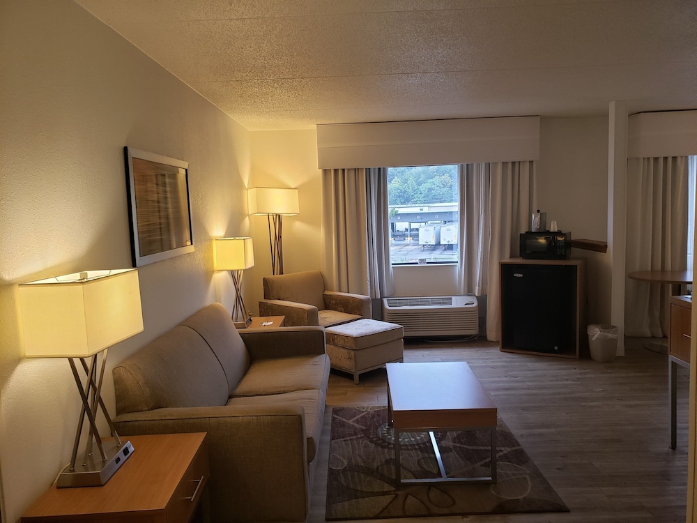 holiday inn express pittsburgh north by ihg