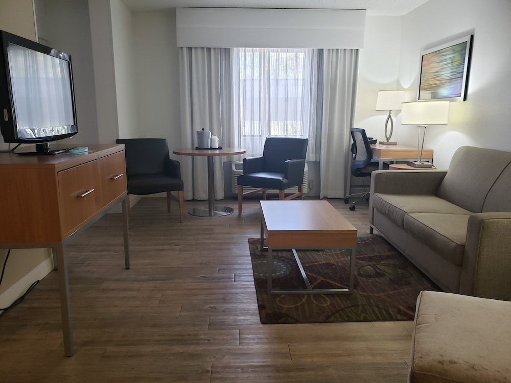 holiday inn express pittsburgh north by ihg