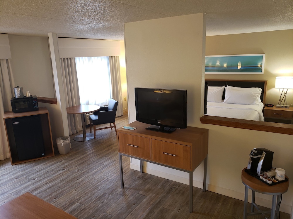holiday inn express pittsburgh north by ihg