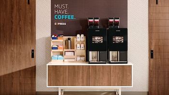 Holiday Inn Express Pittsburgh North By Ihg,Harmar>>Green Tree,3 star