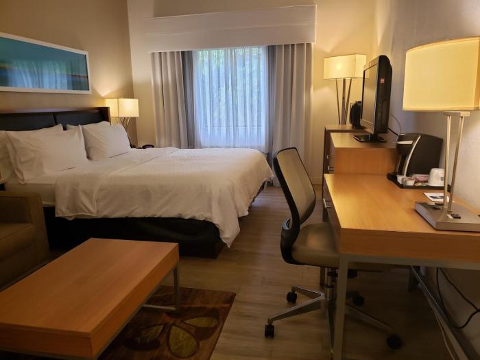 holiday inn express pittsburgh north by ihg