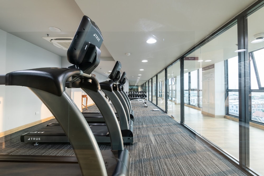 tk palace hotel and convention