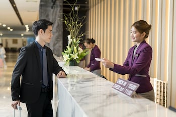 tk palace hotel and convention